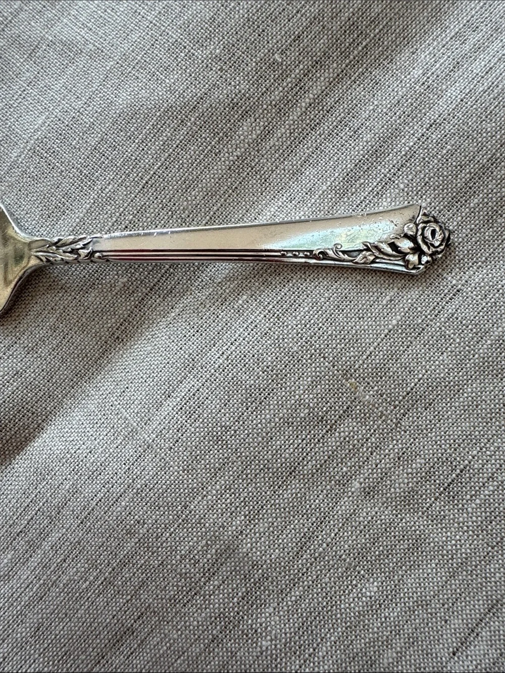 Damask Rose by Oneida Sterling Silver 1946 Heirloom Baby Fork (No monogram)